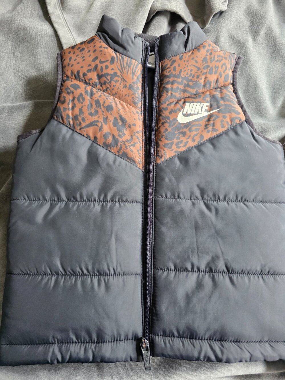 Nike Toddler Puffer Vest XS 3-4Y Black Leopard Print Full Zip Jacket